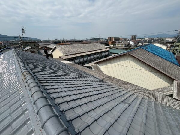 京都市北区にてアパート雨漏り修理〈耐震性も考慮した屋根葺き替え工事〉の施工前写真