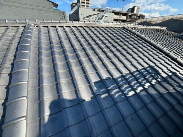 京都市中京区にて雨漏り修理〈瓦屋根を部分葺き替え〉の施工後写真