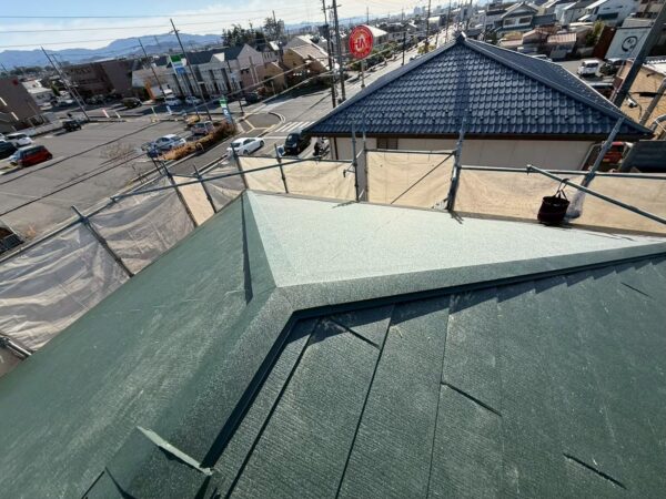 京都市伏見区にて屋根修理・葺き替え工事〈室内の暑さ対策・熱シャット工法〉の施工後写真